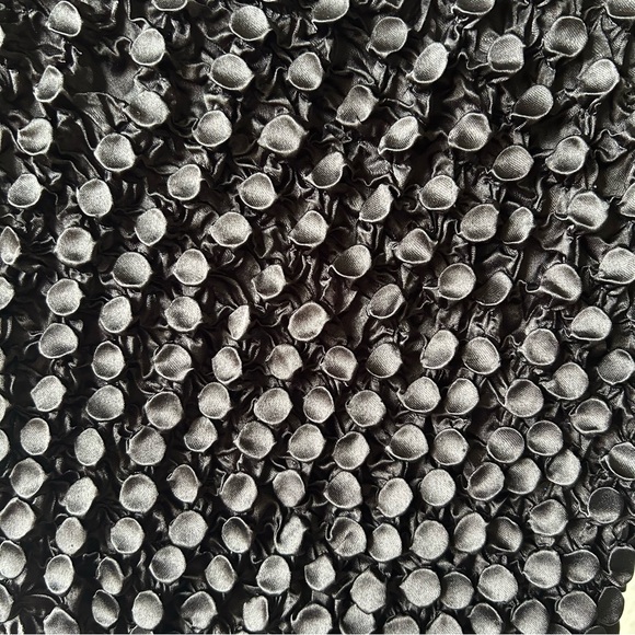 Vintage 90s/Y2K Black Short-Sleeve Popcorn Style Stretchy Tank Top - Picture 3 of 4